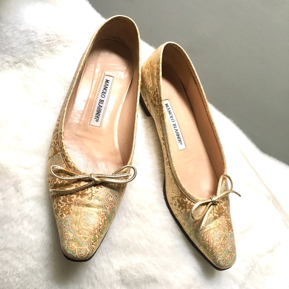 ✨Manolo Blahnik✨Gold Pastel Brocade Ballet Flat